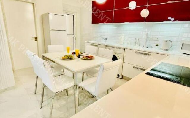 Milos City Center Apt. 32