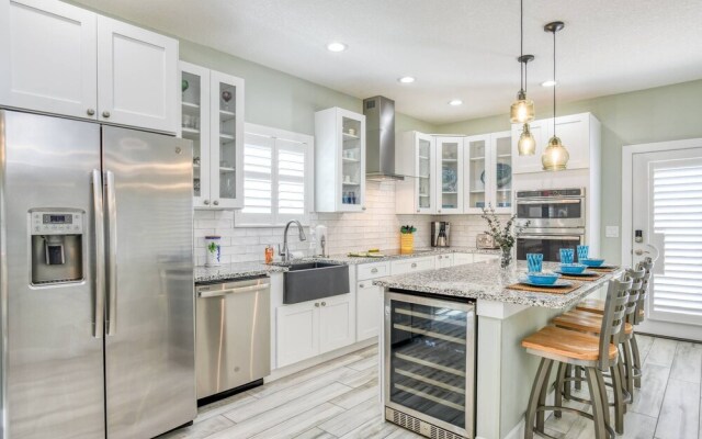 Bougainvillea Beach Bungalow