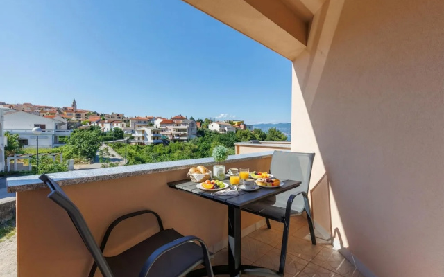 Beachfront Apartment Betty