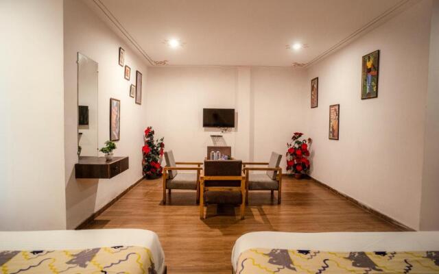 Tripli Hotels Arunoday Palace