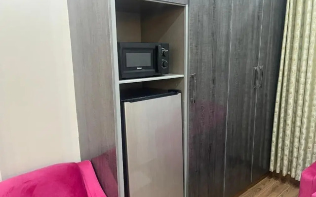 Medallion Suites