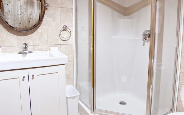 Sportsman's Inn Resort & Marina