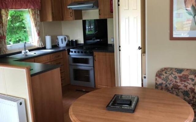 62 Glenfinart Caravan Park