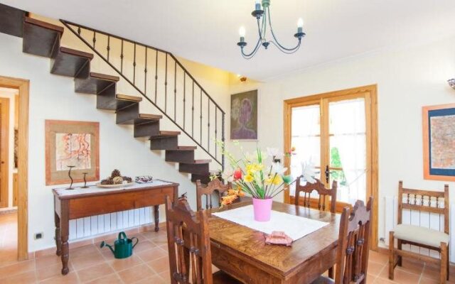 Can Boi Den Cifre in Pollen a