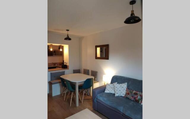 Appart ac balcon neuf 2chbrs- 6p - Pied des pistes