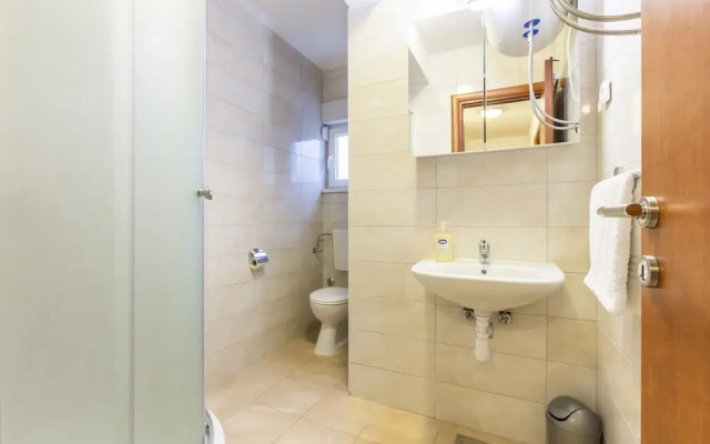 A2 - Spacious apt With the sea View & use of Pool