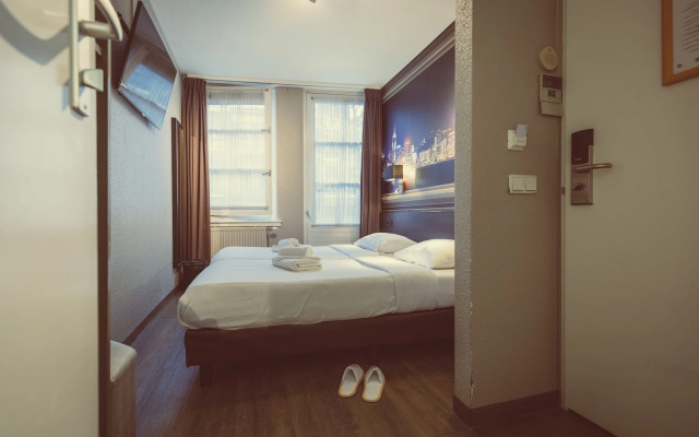 Hotel Tourist Inn