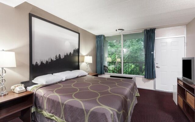 Super 8 Sevierville