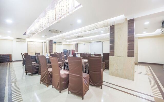 Edition O 30016 Citiotel Shivajinagar