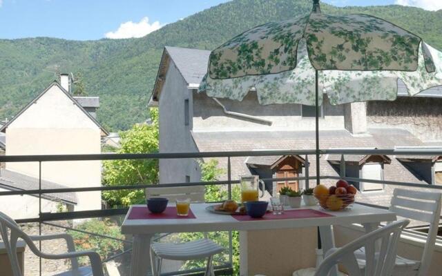 Appartement Bagnères-de-Luchon, 2 pièces, 4 personnes - FR-1-313-170