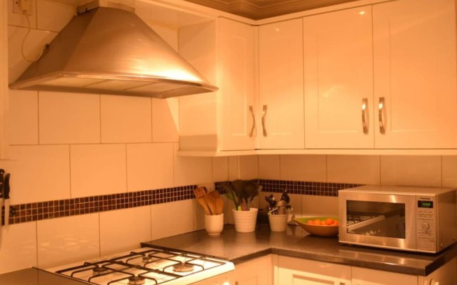 Stunning 2 Bedroom Property in London Fields