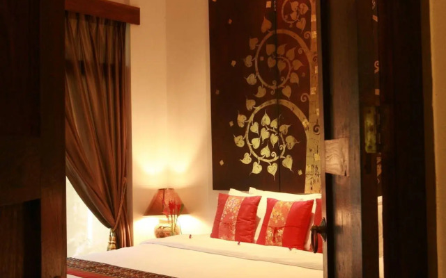 Tharaburi Resort Sukhothai
