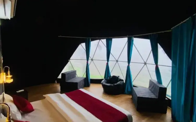 HR 26 Hotels & Resorts
