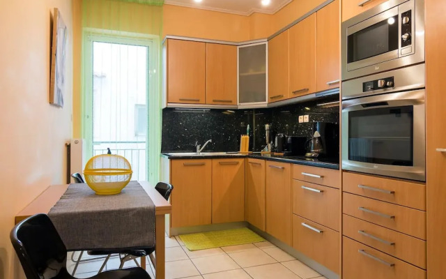 Spacious 2 Bedroom Apartment In Thessio