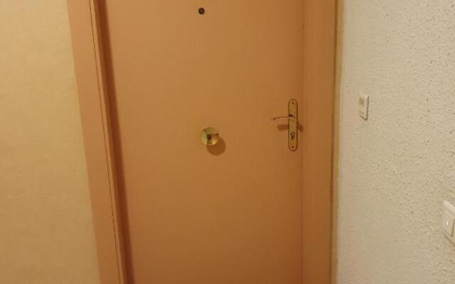 Superbe appartement plage SAINT-LAURENT DU VAR