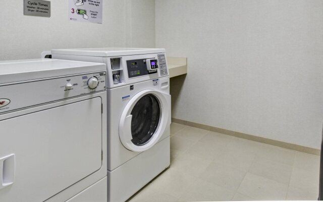 Courtyard Carrollton