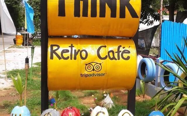 Think & Retro Cafe Lipa Noi Samui