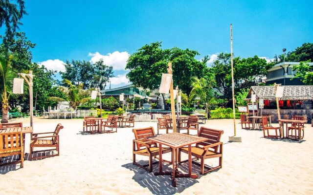 Al's Laemson Resort