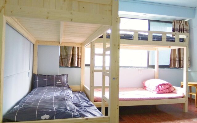 20 Century Miao Ke Si Youth Hostel