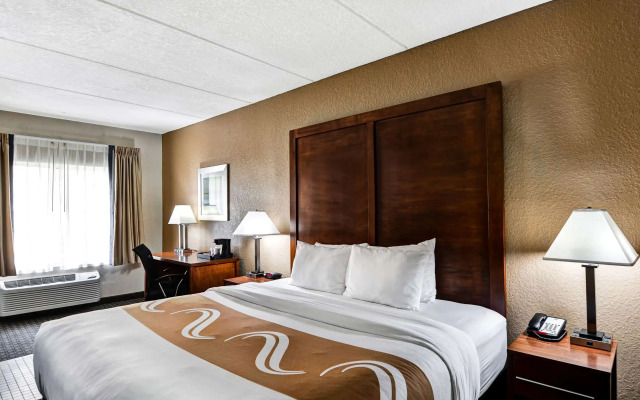 Quality Inn & Suites Heritage Park