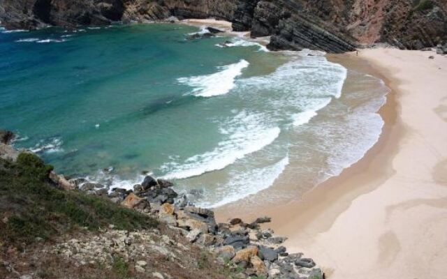 Monte Da Baía Do Tonel