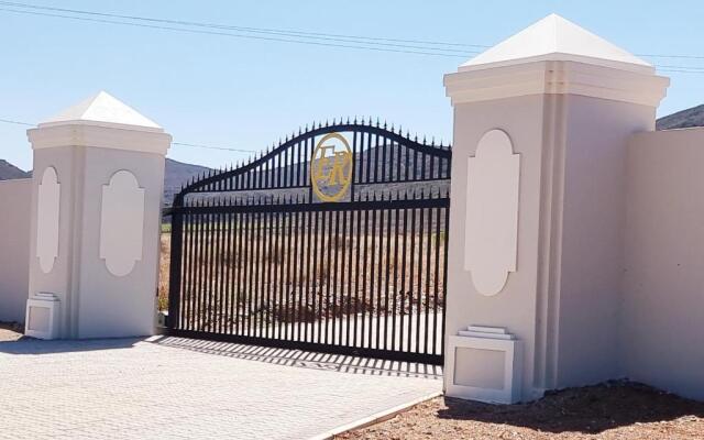 PJURE Boutique Hotel & SPA