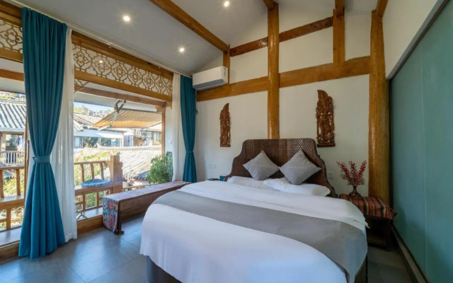 Lijiang Yinyiju Inn