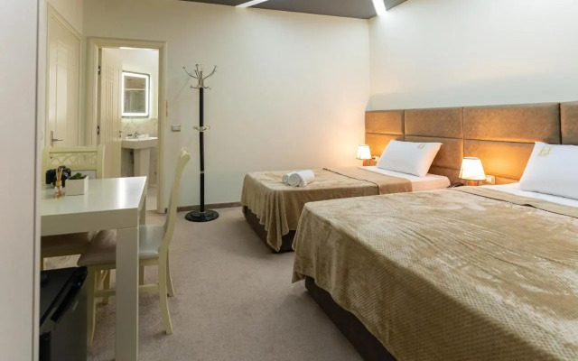 Hotel Emigranti 2