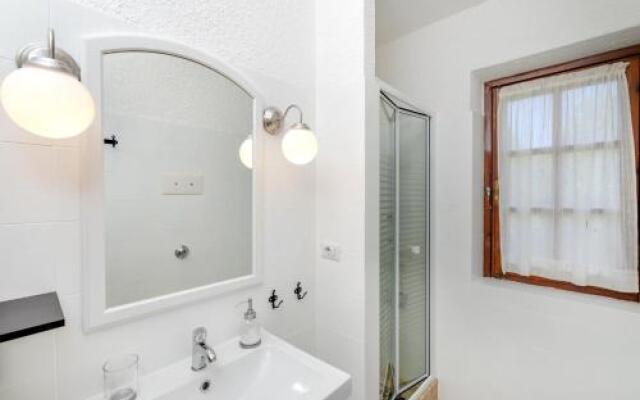 Li Mucchi Bianchi LC-33