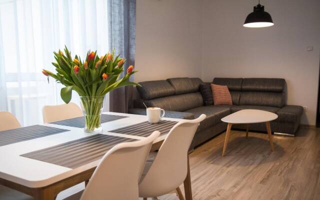 Apartament F&J