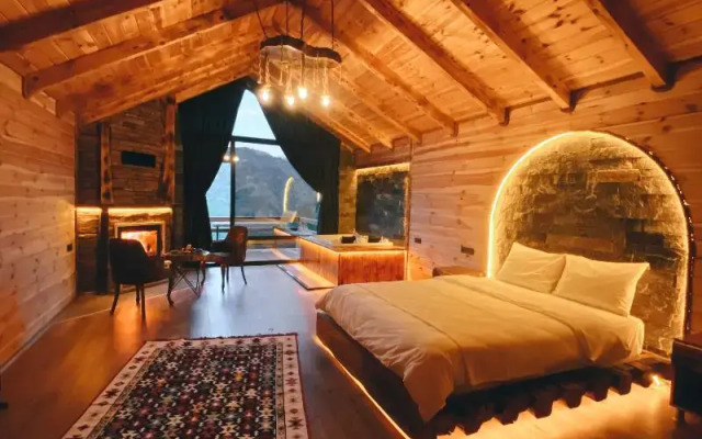 ZirvedeKal Suit Otel