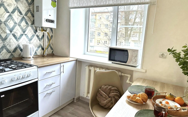 Доминго на улице Садовского 49