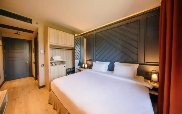 Sandali Metekhi Boutique Hotel