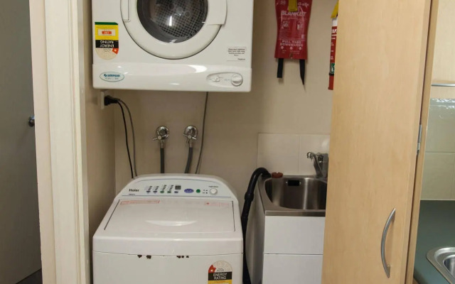 Eastgate on the Range Motel