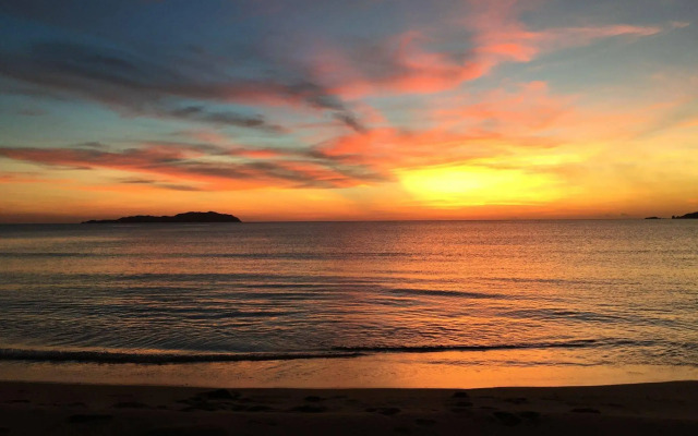 Villa Verde Safari and Pagi Dive Center