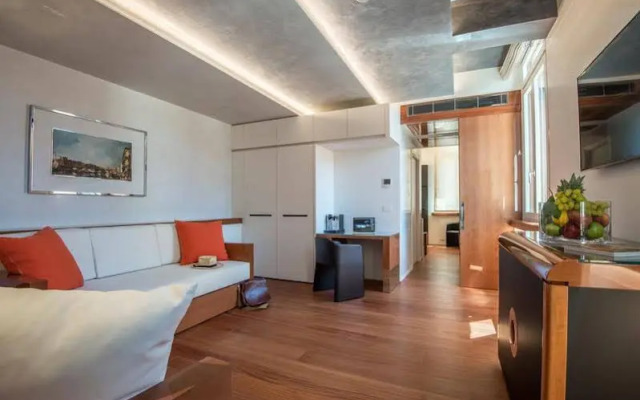 Rialto Apartments
