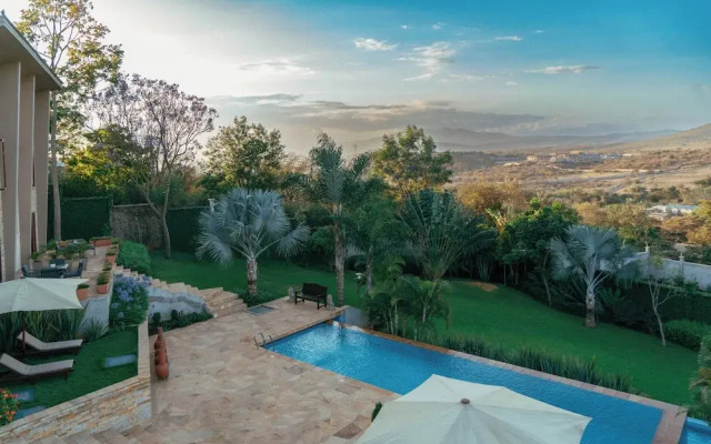 The Scenery Residence