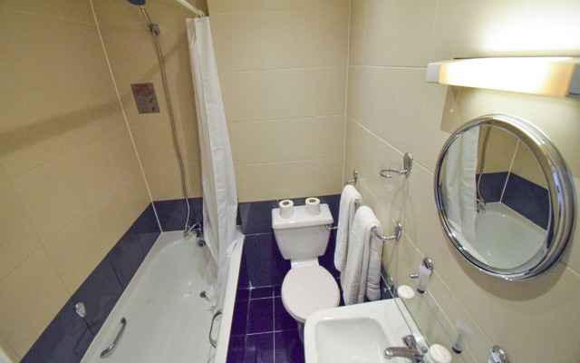 Pembridge Palace Hotel