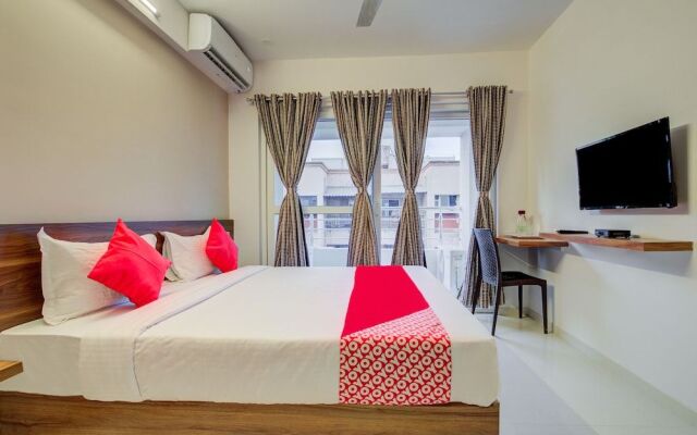 OYO 22102 Habitat Service Apartment