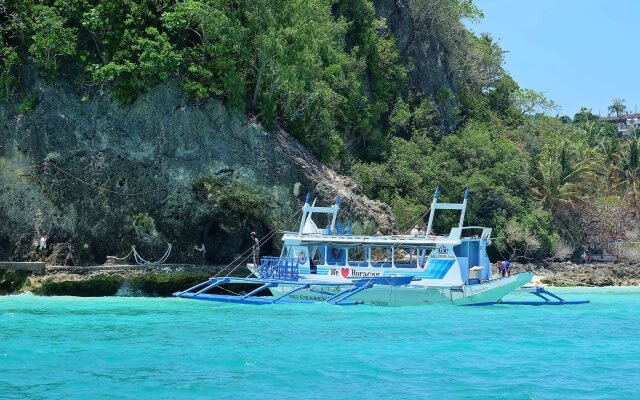 Microtel Boracay