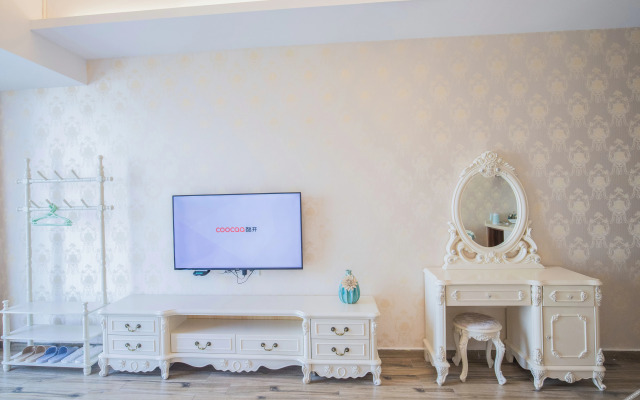 Changfeng Future Apartment Hotel