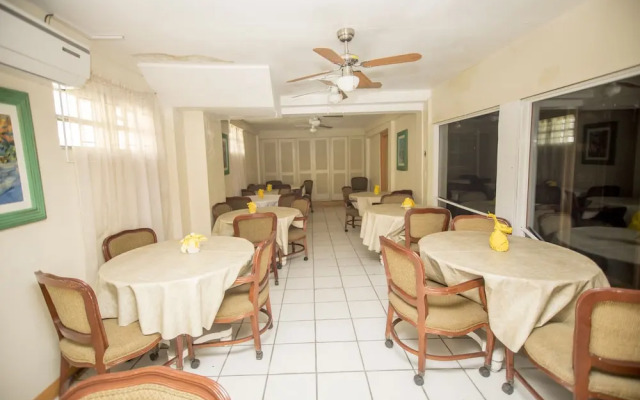 Glimbaro's Guest House