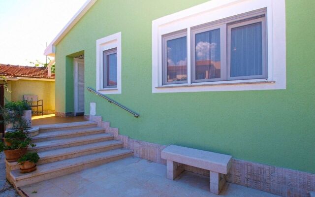 House 1201