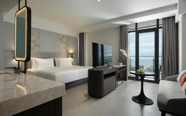 Hotel Santika Premiere Padang