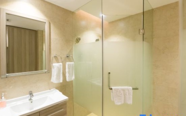 Kaiyuan m Hotel (Shaoxing North Railway Station)