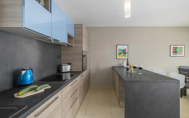 Awesome Home in Valtura with Hot Tub, WiFi & 3 Bedrooms