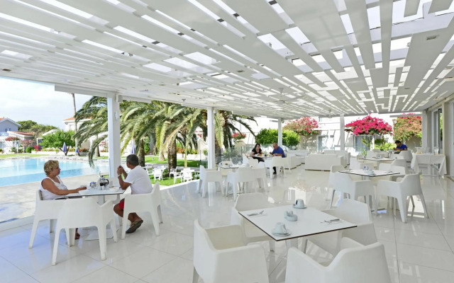 Mon Repos Hotel