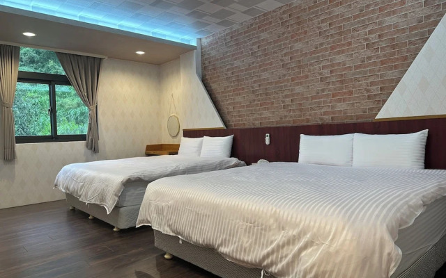 Breeze Homestay