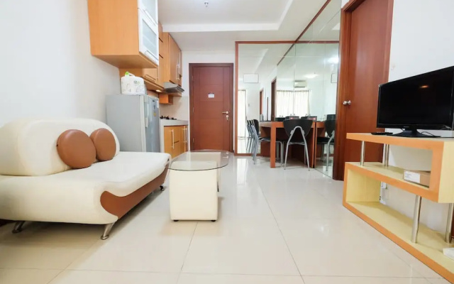 Great Choice and Strategic 1BR Apartment at Thamrin Residence