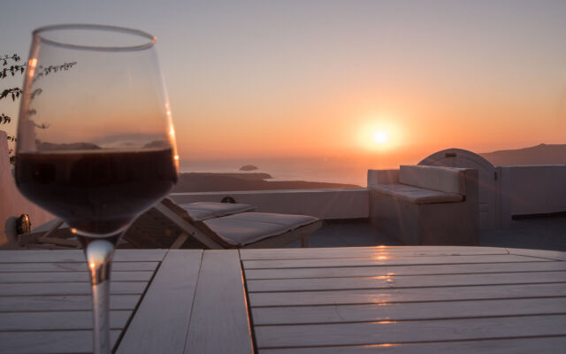 Karpimo Horizon - Caldera View with private hot tub